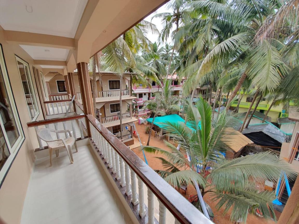 Gods Gift Guesthouse Arambol Exterior foto